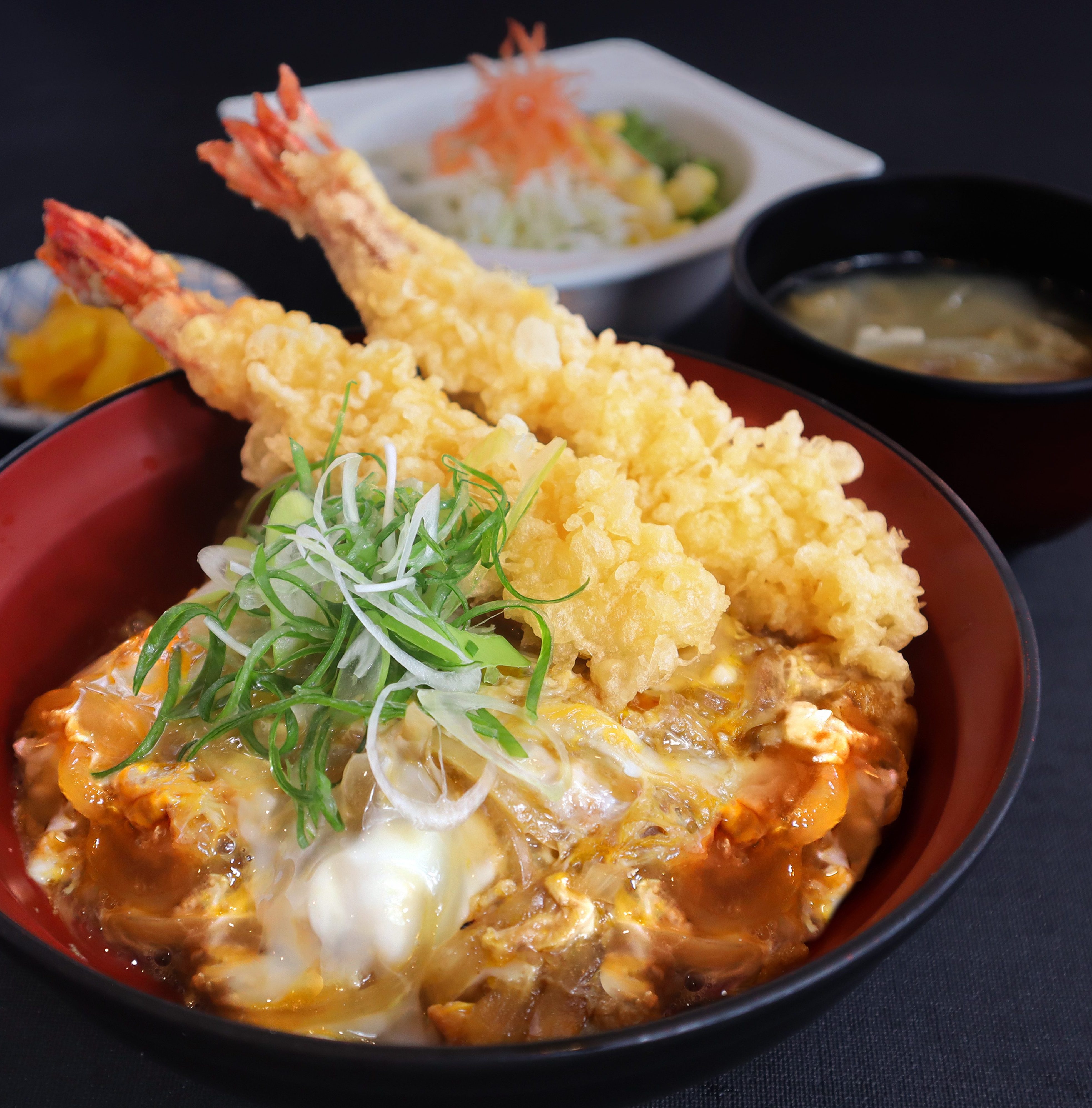 レストラン2月限定「えび天たまご丼」ご紹介！ - コッコファーム
